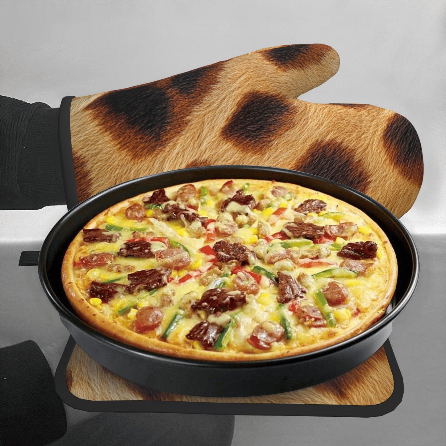 Wild Leopard Print Kitchen Baking Set (Oven Mitt + Pot Holder), Fashionable Protective Combo